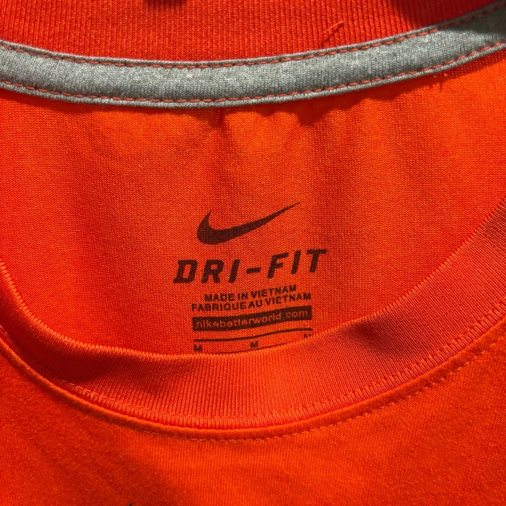 Nike Dri-FIT University of Illinois Illini Orange Short-Sleeve Tee - Picture 2 of 3